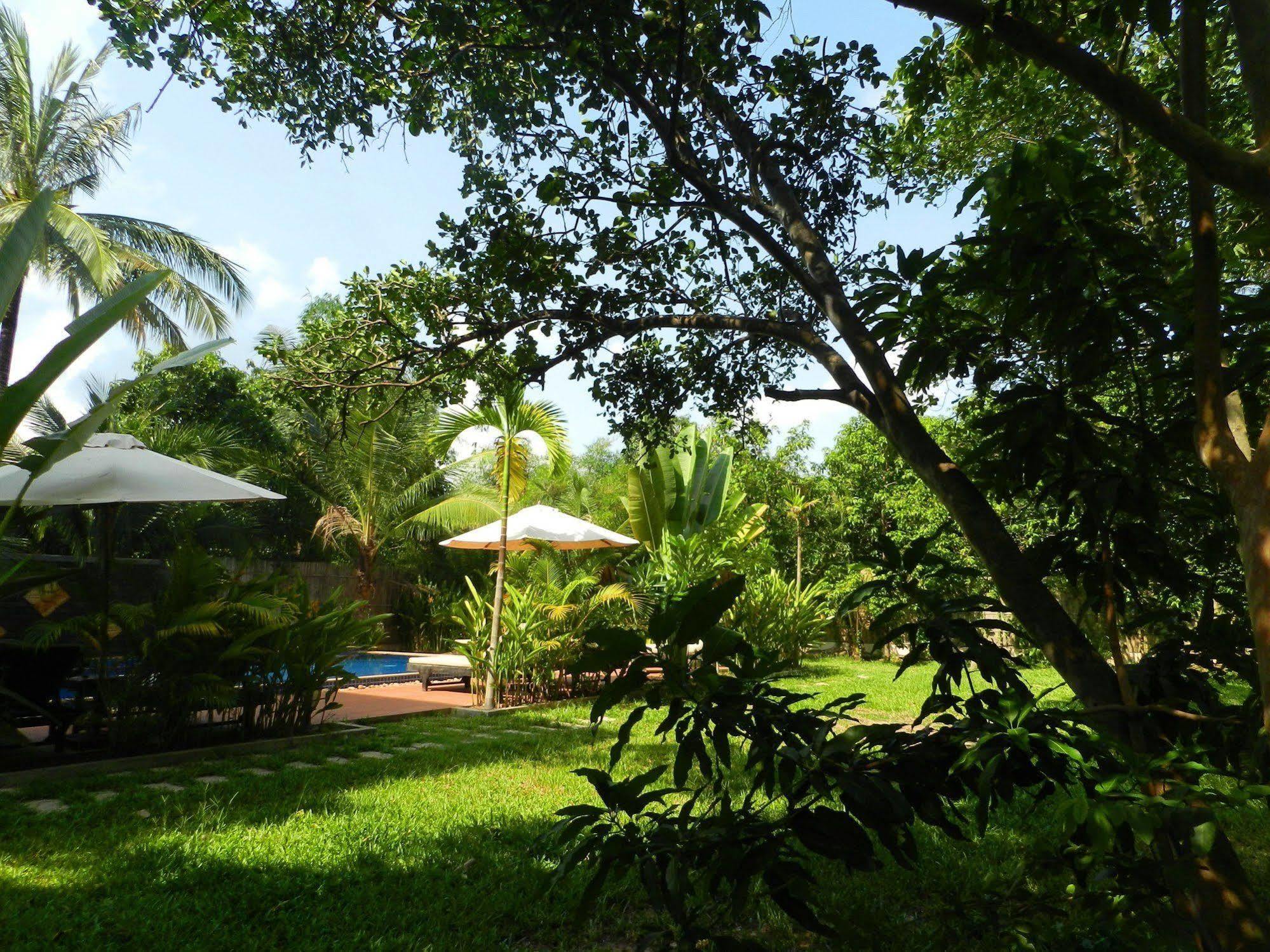 Villa Nissa Siem Reap Exteriör bild