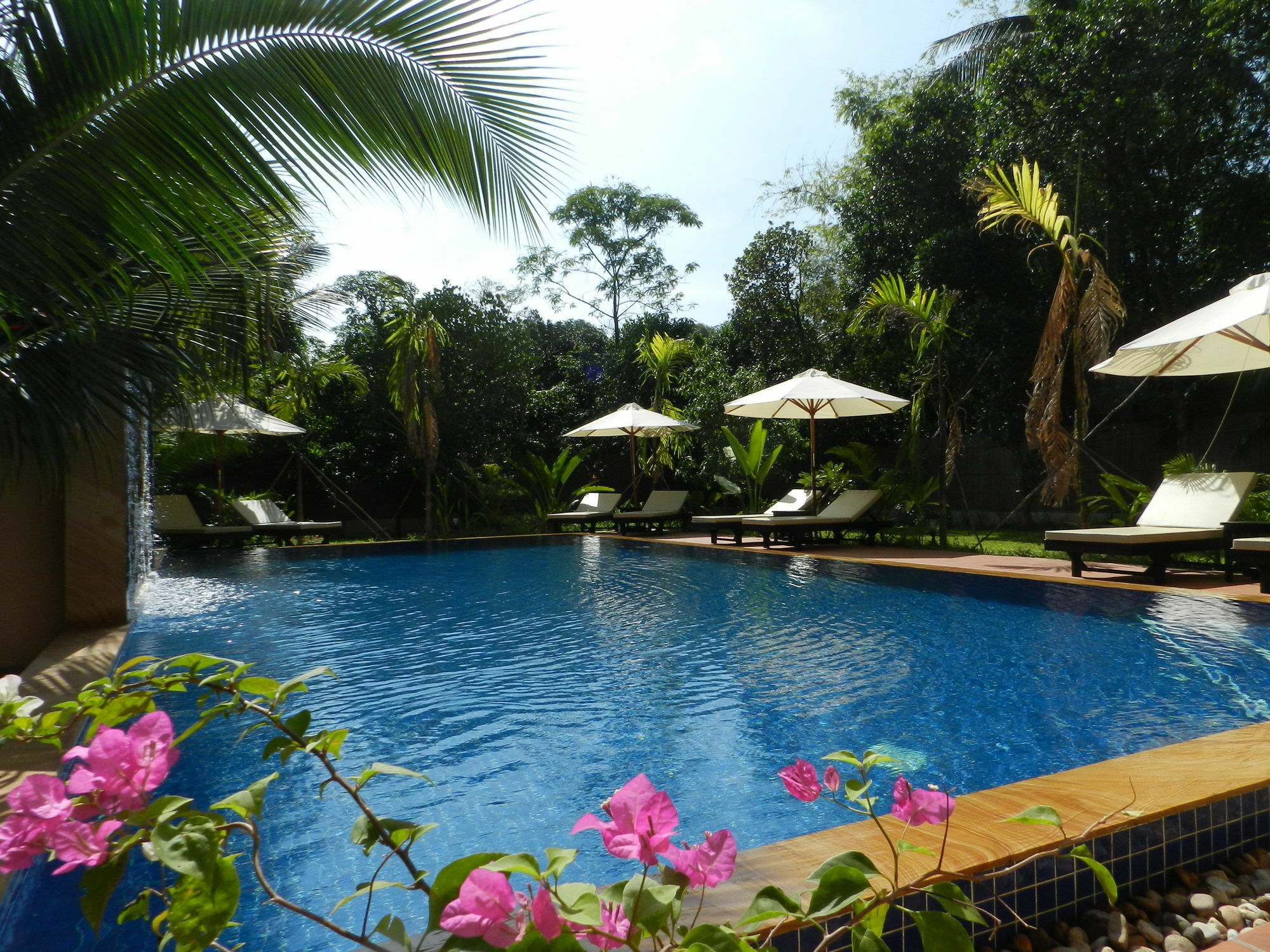 Villa Nissa Siem Reap Exteriör bild